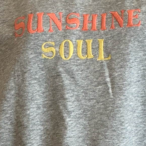 Old Navy “Sunshine Soul” Short Sleeve Sweat Shirt Small - Picture 7 of 13